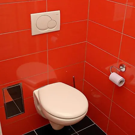 Just Be That's Enough!! Apartman